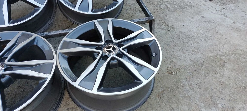 Диски Mercedes AMG R17 5x112 7J ET48,5 B class W246 C class W205