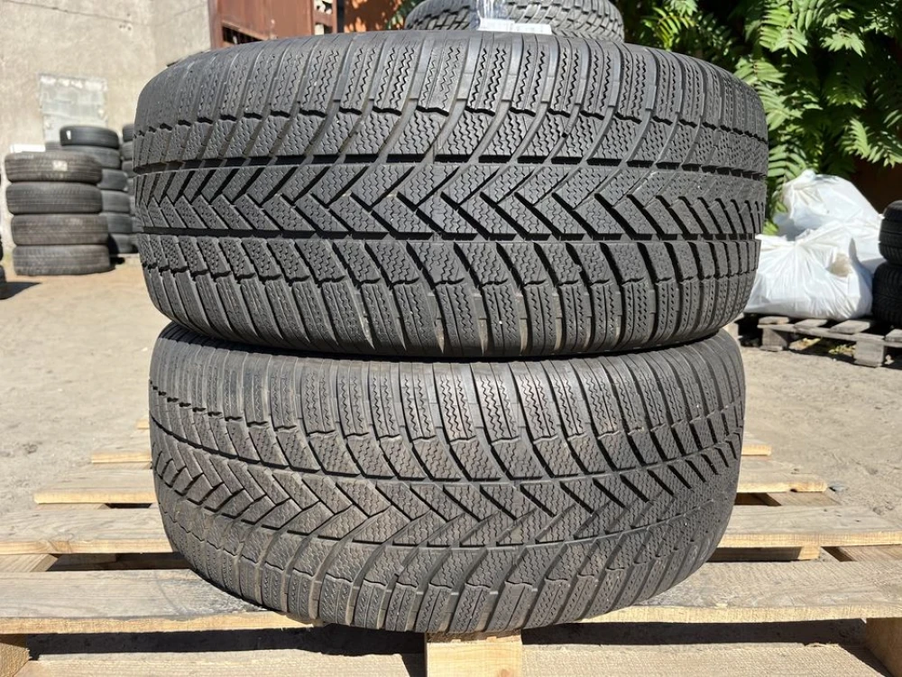 275/50 r20 Bridgestone Blizzak LM005 Резина зимняя 95%