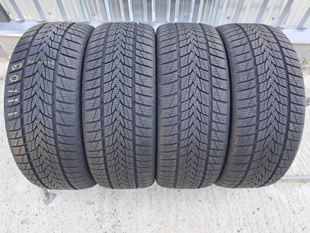 Резина зима 90% протектор Imperial 235/45 R19 Snowdragon UHP