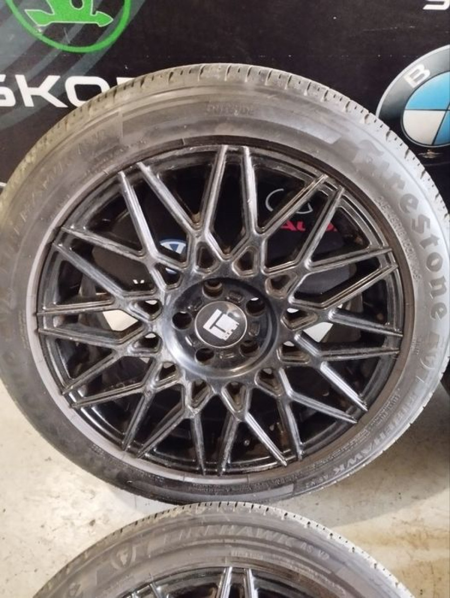 Диски колеса резина Audi 5/112 R18 245/45