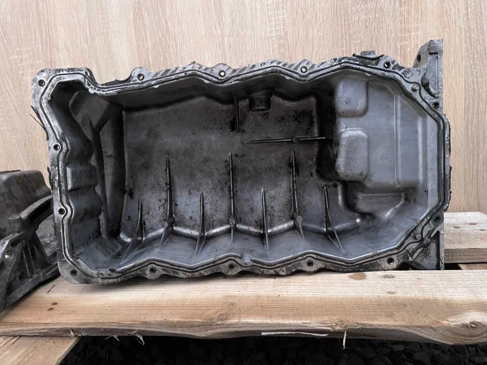 Поддон двигуна Піддон Hyundai Santa FE Tucson Ceed Sportage Carens 2.0