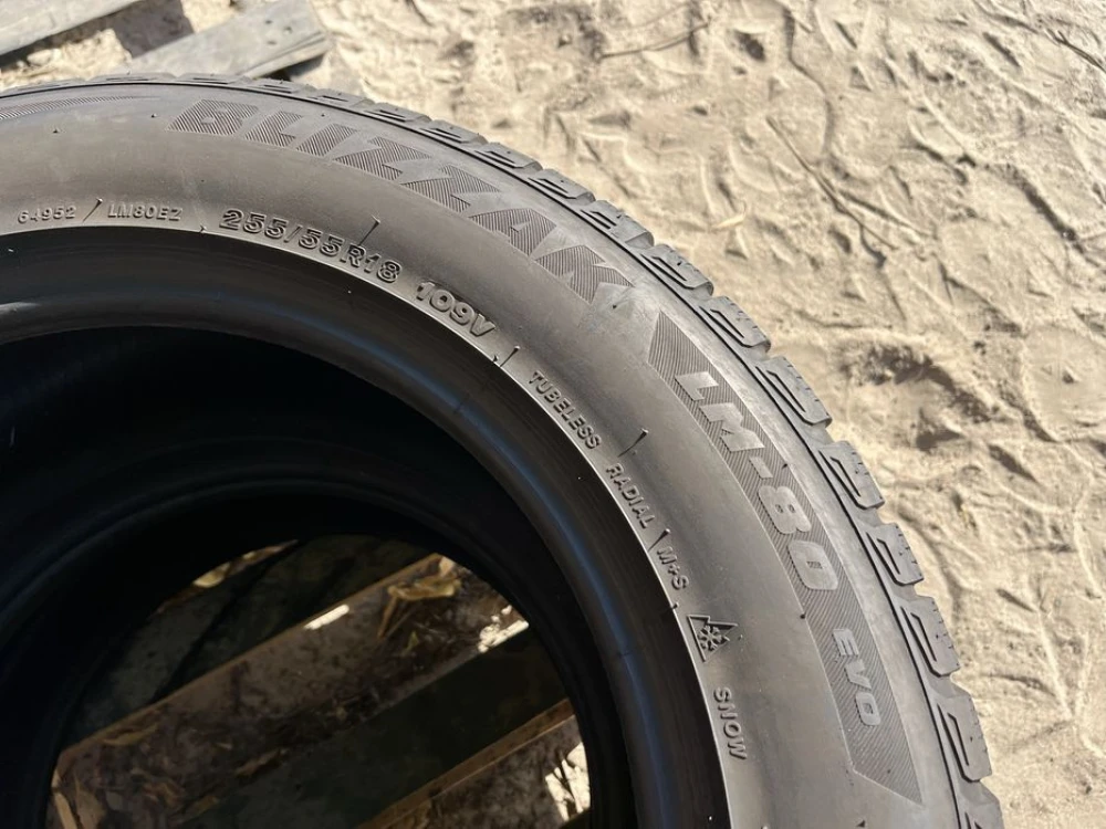 255/55 r18 Bridgestone Blizzak LM80 evo Резина зимняя