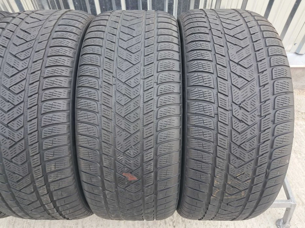 Резина зима 70% протектор Pirelli 285/45 R21 Scorpion Winter *RFT X7