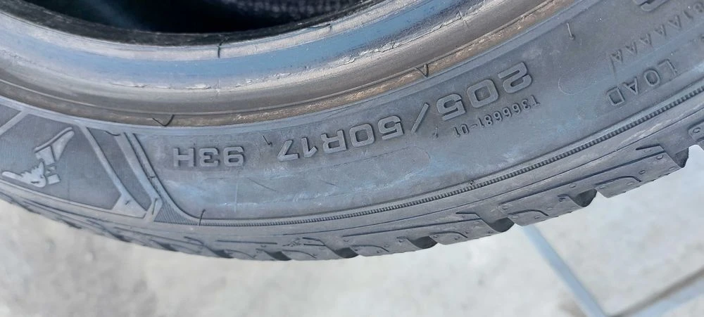Резина зима 95% протектор Good Year 205/50 R17 Ultra Grip Performance+