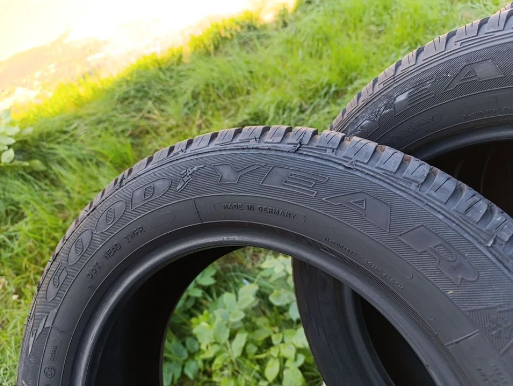 Зимові шини Goodyear 185/65 R15 резина Р15