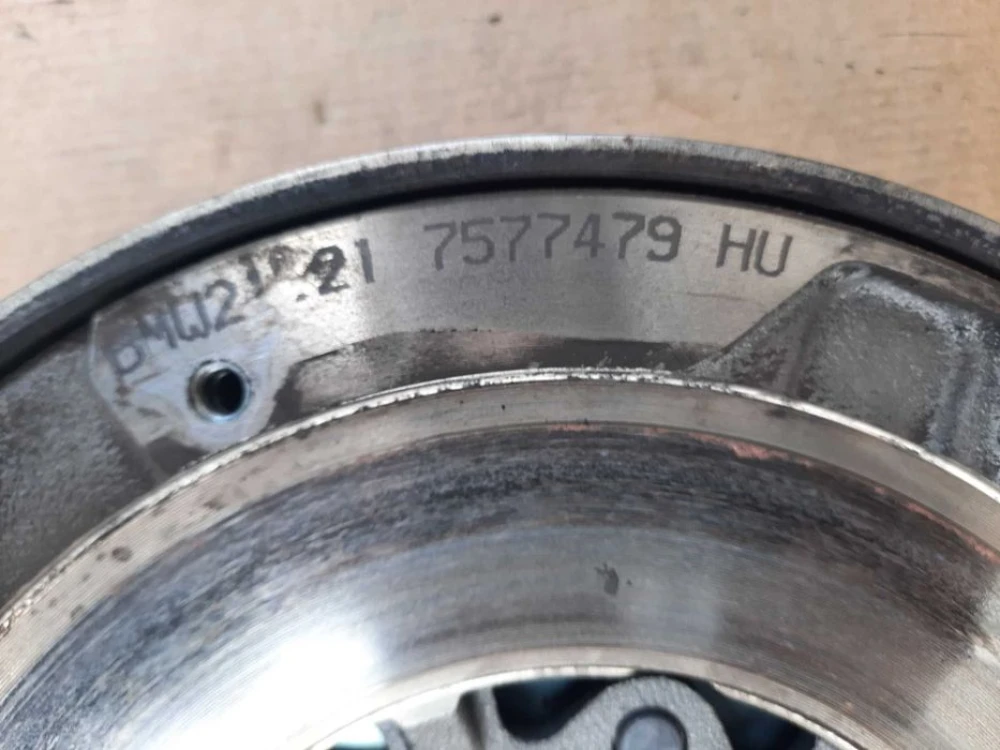Демфер демпфер Маховик Bmw 2.0d щеплення БМВ N 47 D20 C-A-D-B