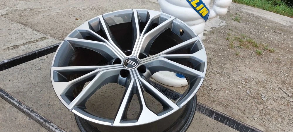 Диск одиночка Audi R21 5x112 10J ET20 ЦО66.6мм Q8 SQ8 4M8 601 025 S