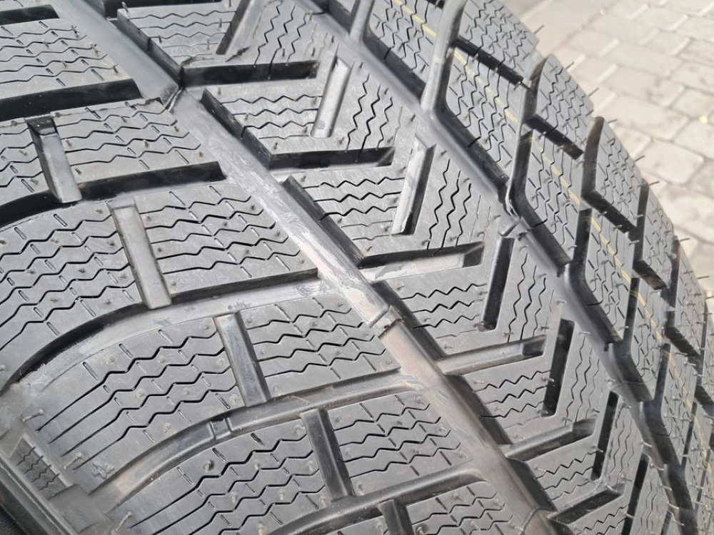 Резина зима НОВА Michelin 255/55 R18 Latitude Alpin MO
