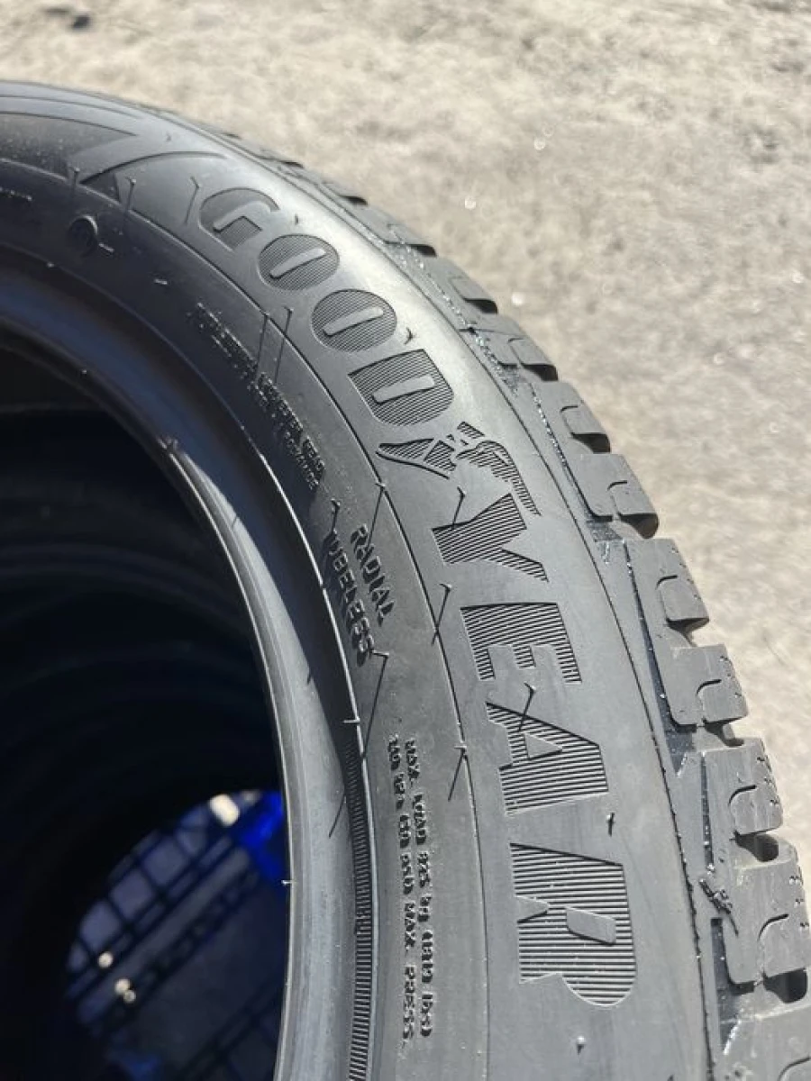 225/55 r17 Goodyear UltraGrip performance резина зимняя