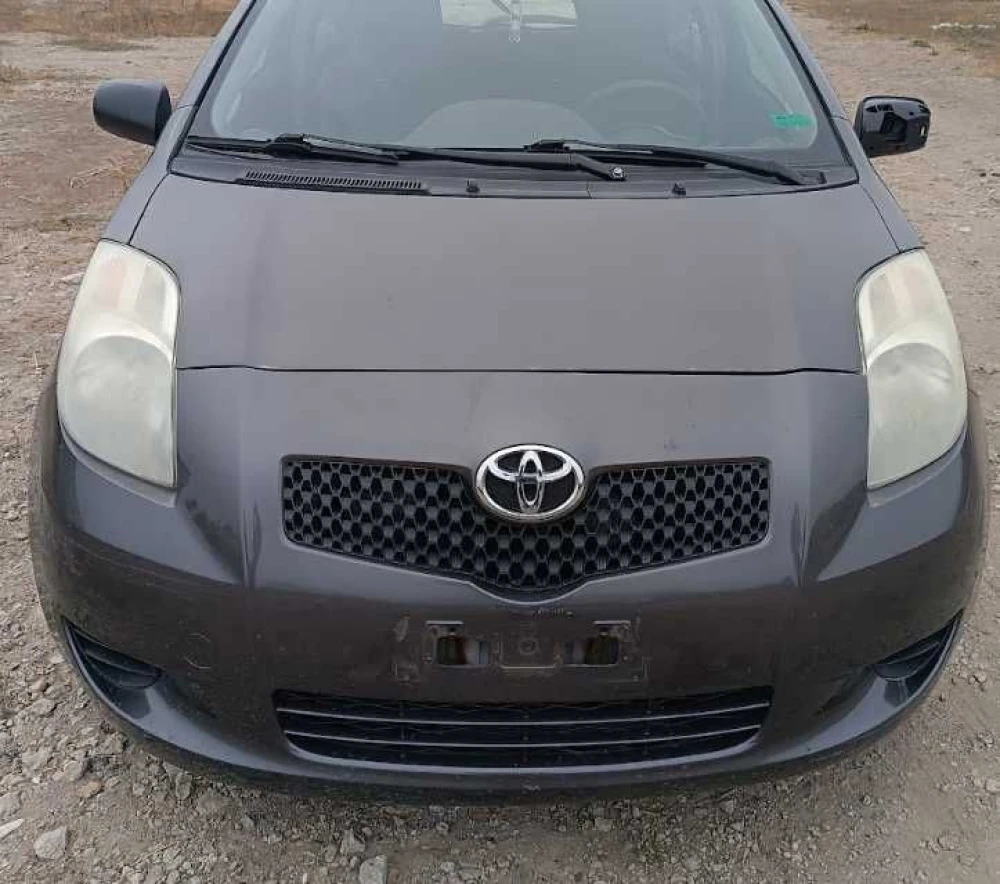 Капот Toyota Yaris II (533010D080). Разборка Toyota Yaris 2 поколения