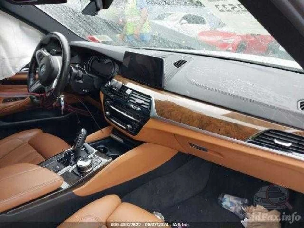 Bmw M550I Xdrive кузов, запчастини