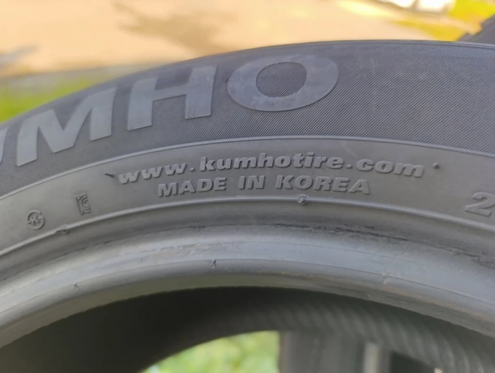 Зимові шини Kumho 205/55 R16 резина Р16