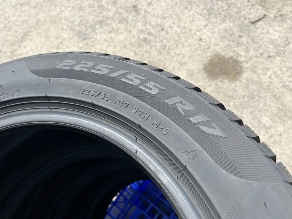 225/55 r17 Pirelli Sottozero 3 winter 23 год Резина зимняя
