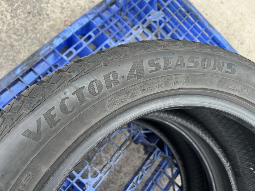 235/50 r18 Goodyear Vector 4Season Резина всесезонная