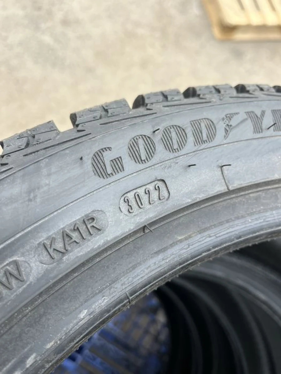 255/40 r19 Goodyear UltraGrip Ice 2 SoundComfort Резина зимняя