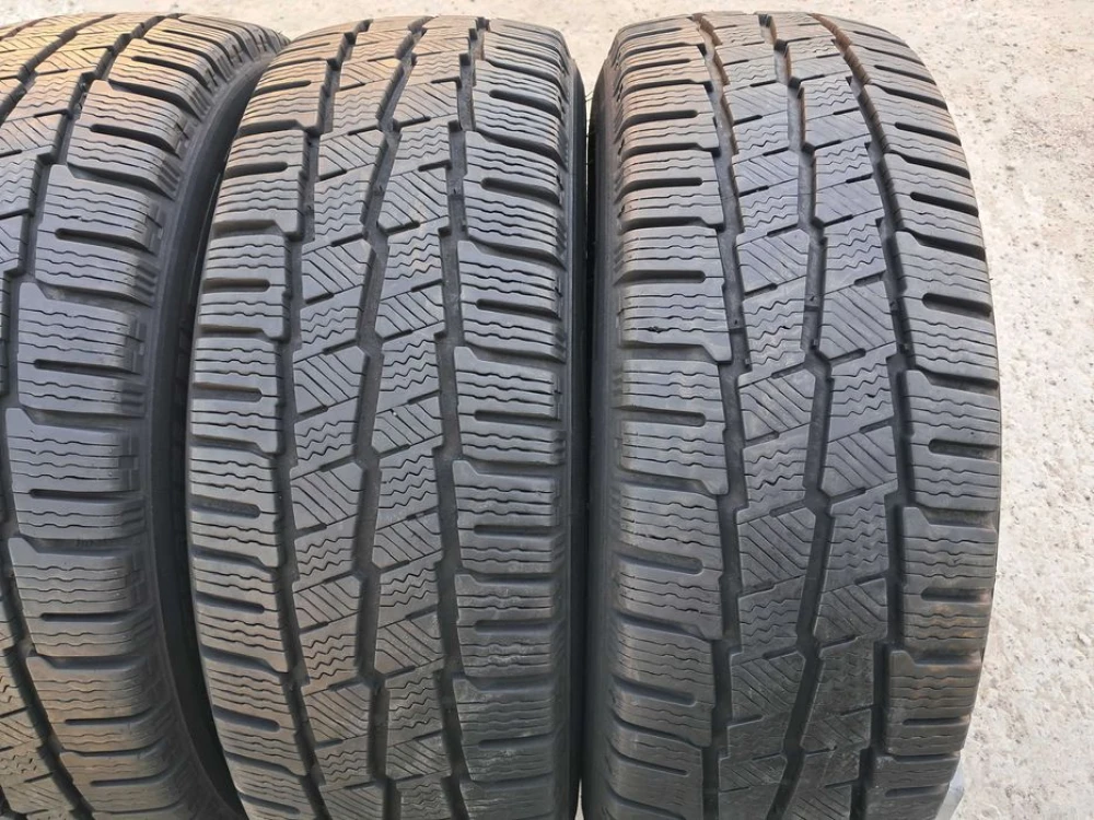Резина зима 95% протектор Michelin 215/60 R17C Agilis Alpin