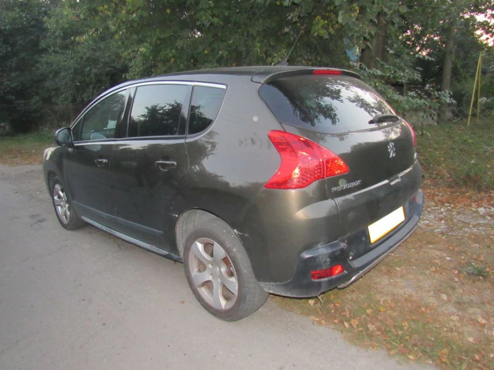 Ляда Пежо 3008 двері задні Peugeot 5008 багажник разборка