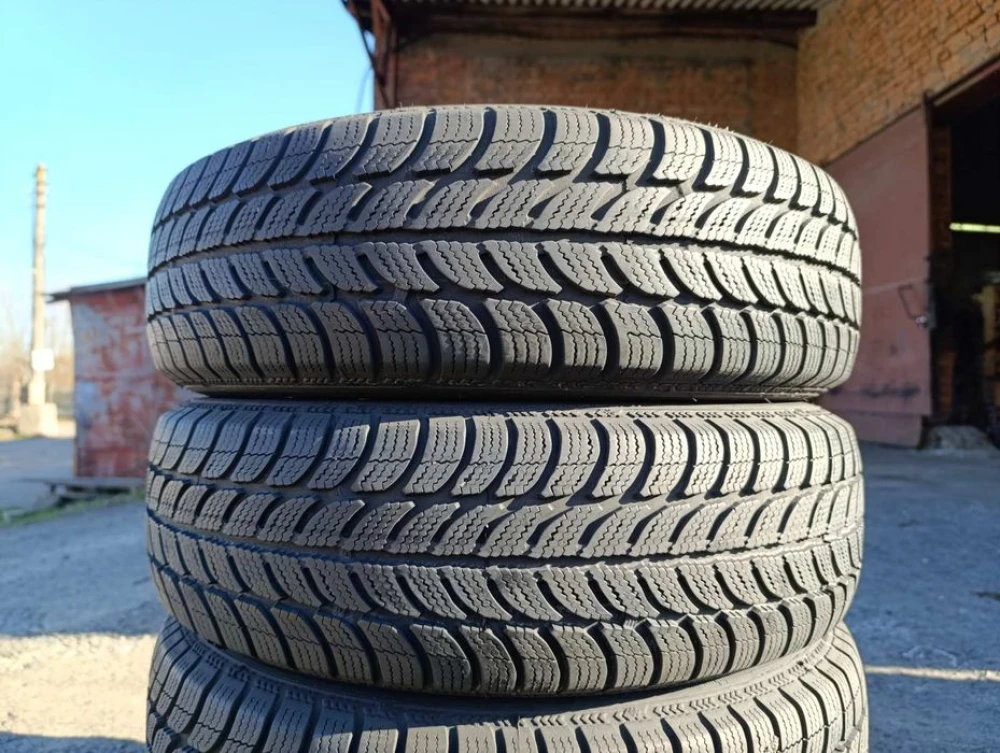 Зимові шини Debica 165/70 R14 резина Р14