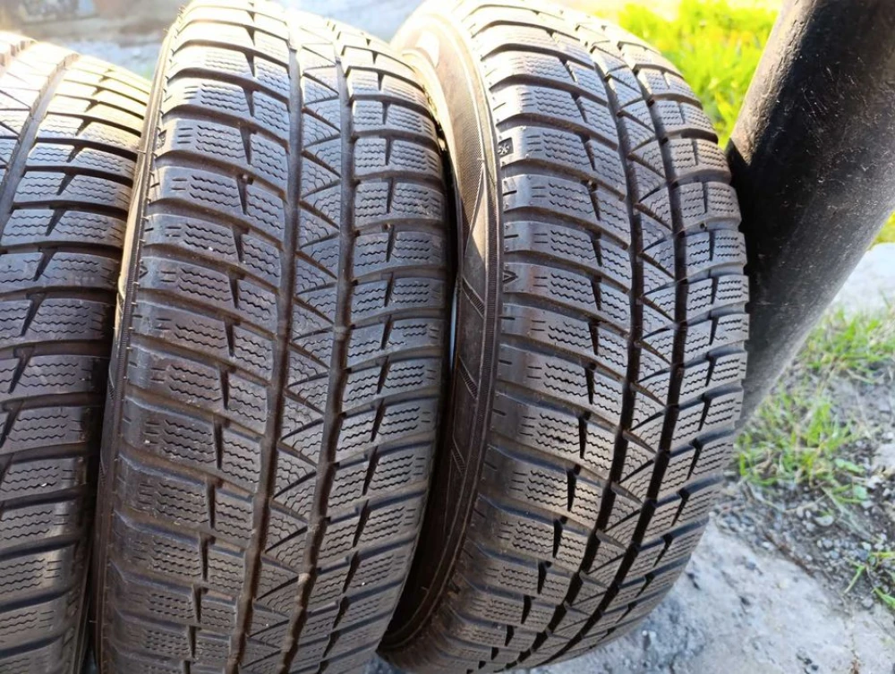 Зимові шини Falken 185/60 R15 резина Р15
