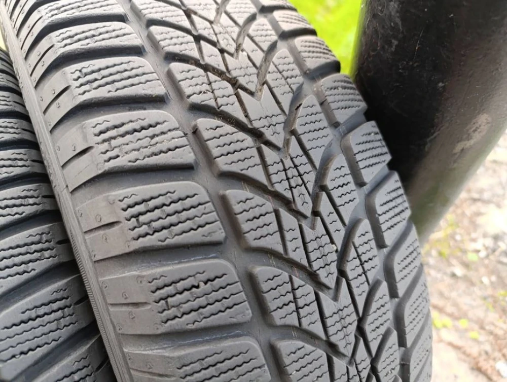 Зимові шини Dunlop 195/65 R15 резина Р15