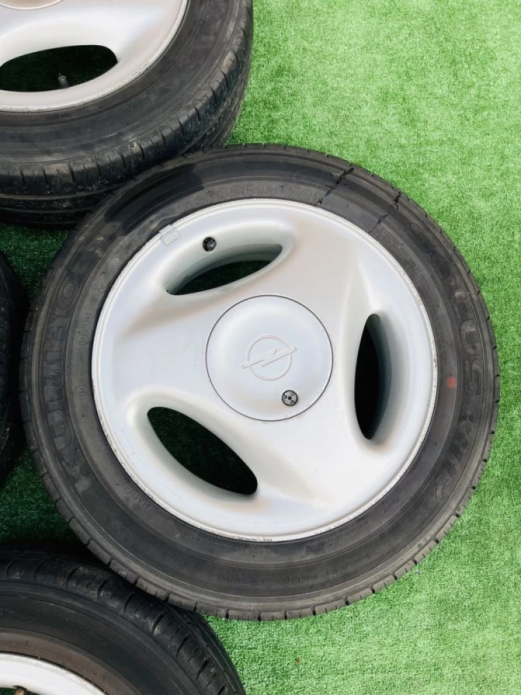 Диски 4/100 R14 з резиною 165/65
