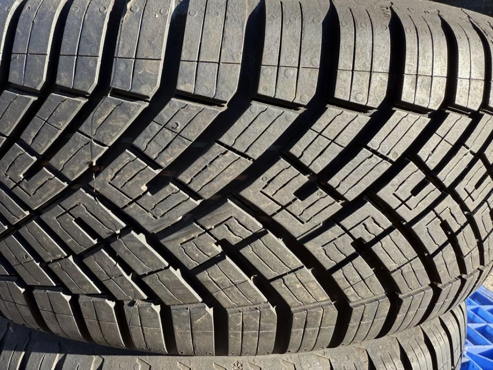 205/55 r16 Continental AllSeason Contact Резина всесезонная