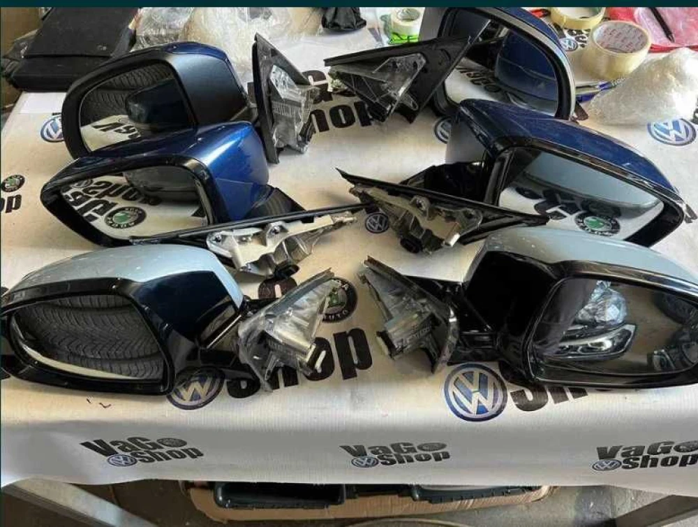 Дзекало праве ліве BMW європа вмерика БМВ