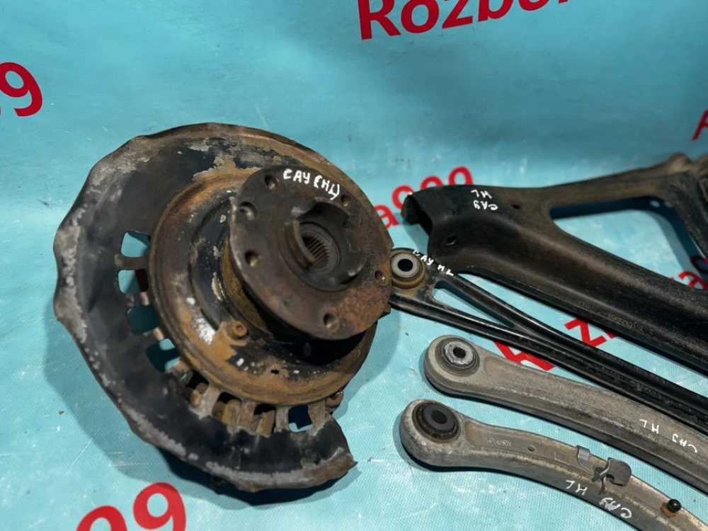 Підвіска Porscshe Cayene 955/957 ричаг цапфа стойка Порш Каен 4.5