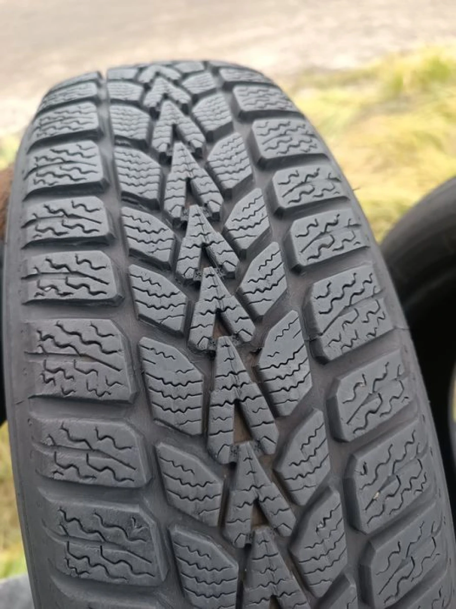 Зимові шини Dunlop 165/65 R15 резина Р15