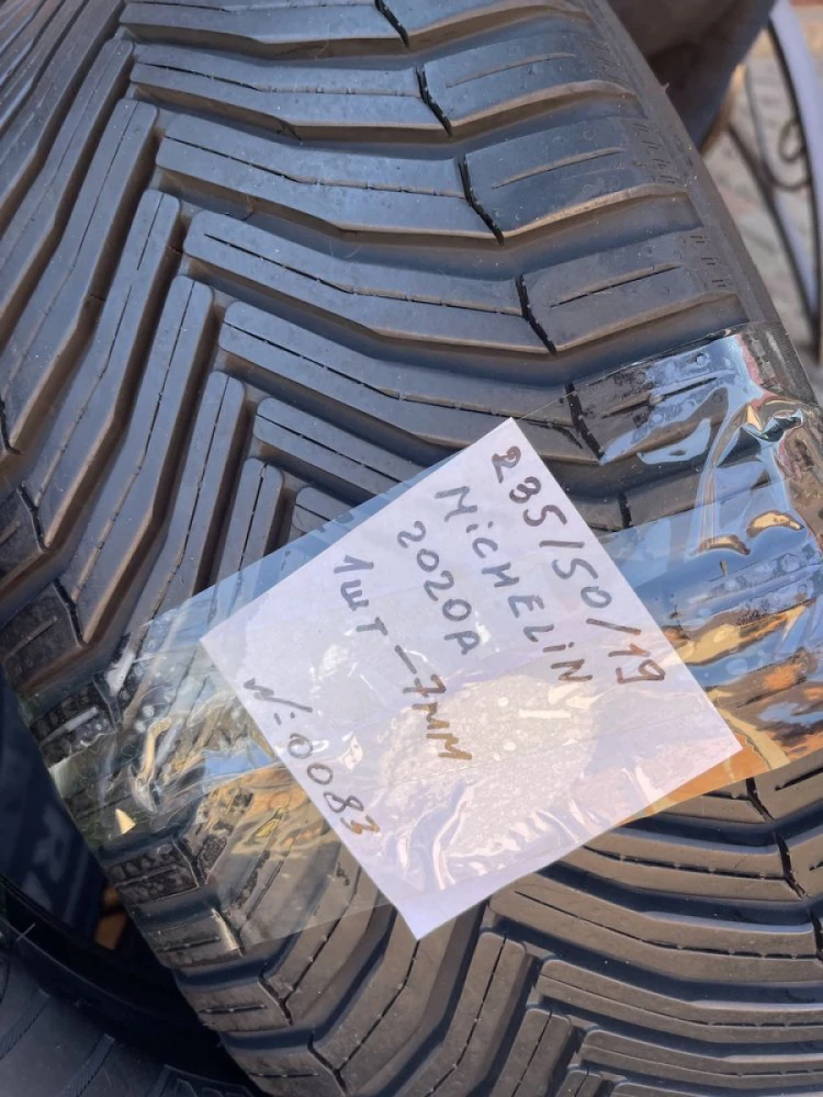 Одиночка 235/50 R19 Michelin Cross Climate 2020p