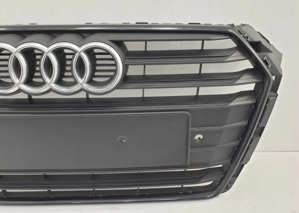 Решітка радіатора AUDI A4 B9 8W0853651