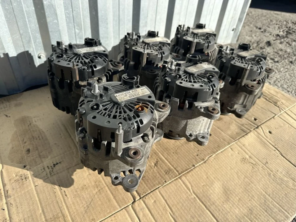 Генератор 021903026L, 06F903023C, 03L903023B Пассат Б6 Б7 Volkswagen