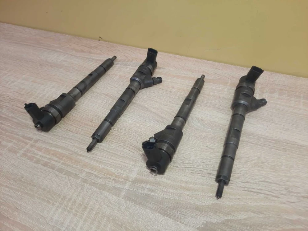 Форсунки 0445110275 Кіа Соренто 2.5 crdi Hyundai H-1 H-200 Форсунка