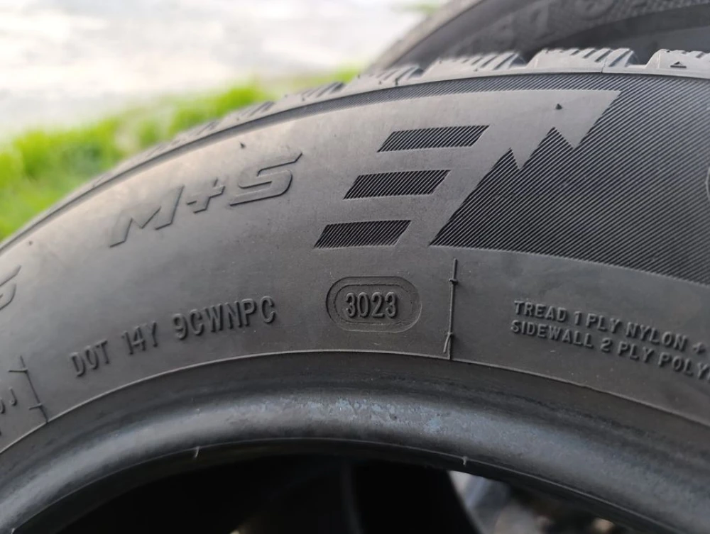 Зимові шини Austone 195/65 R15