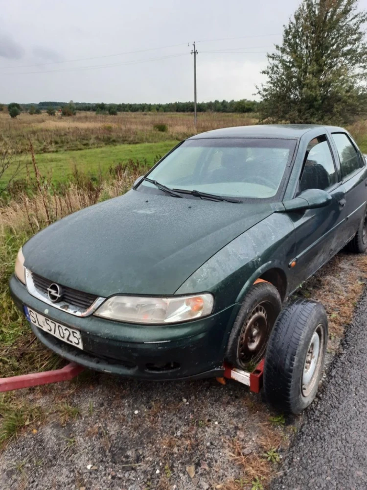 Опель Вектра Б Opel Vectra B рестайлинг 1.8 бензин 16v запчастини