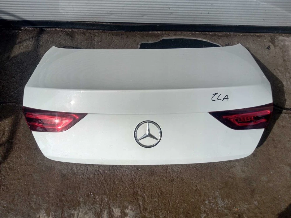 Крышка багажника Mercedes Benz CLA W118