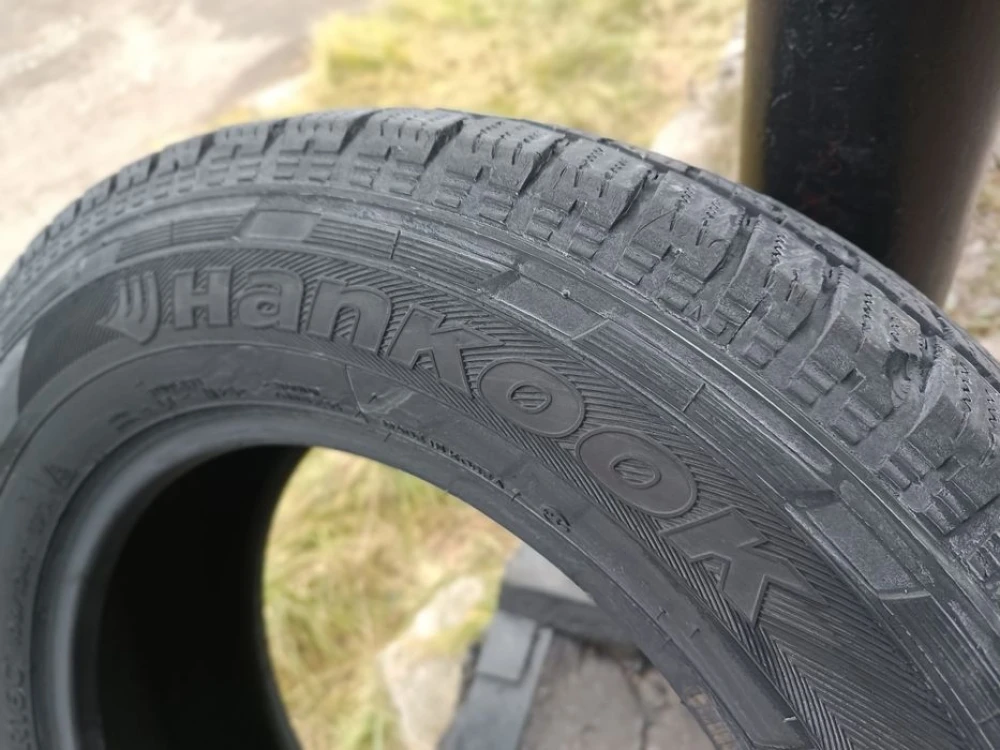 Зимові шини Hankook 215/65 R16C резина цешка Р16 С