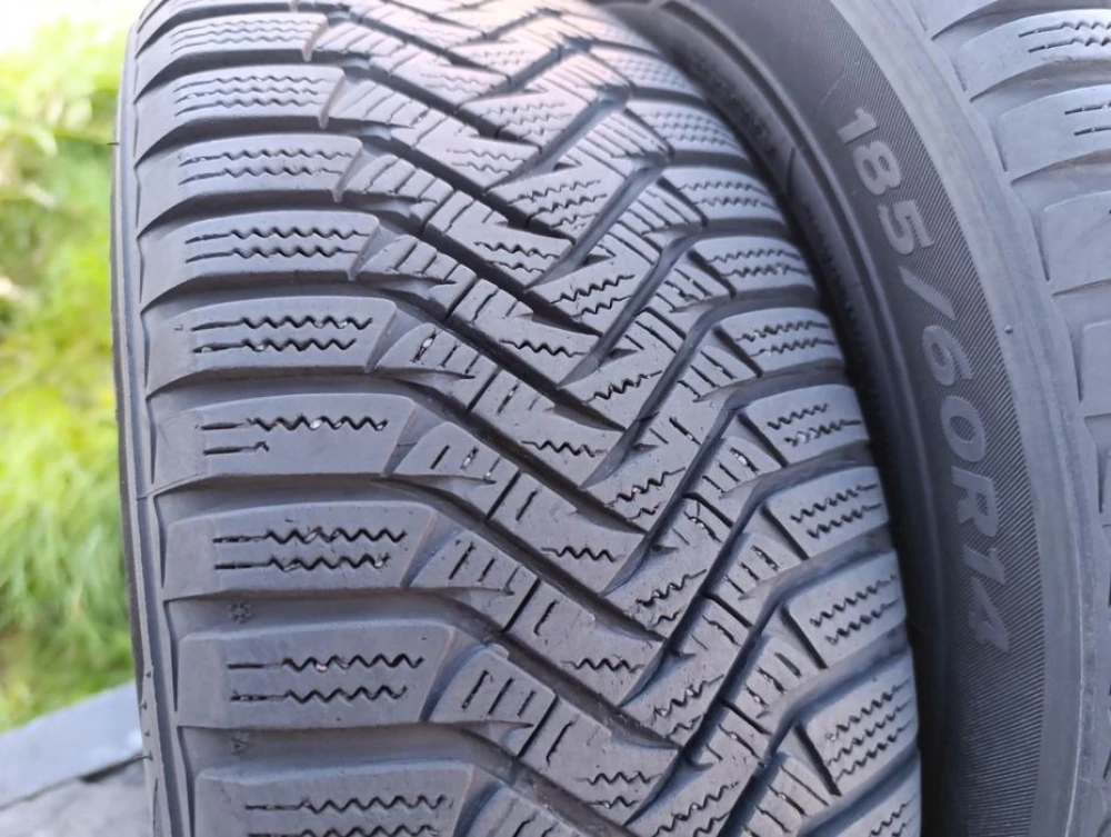 Зимові шини Laufenn 185/60 R14 резина Р14