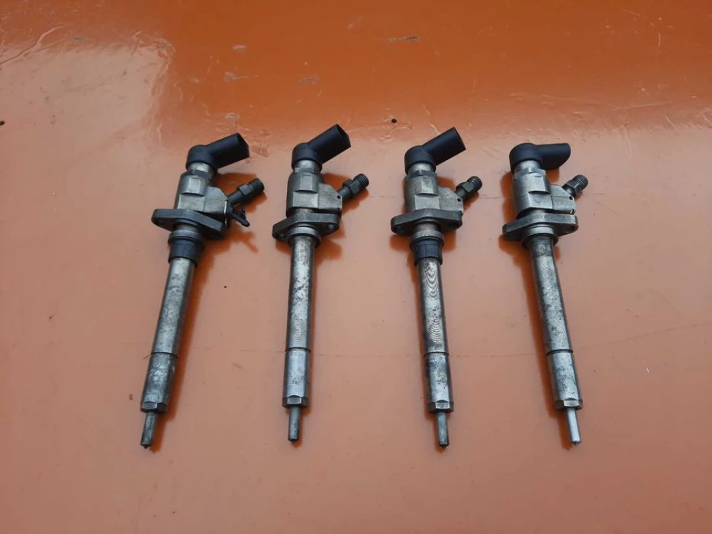Форсунки Peugeot 9657144580 Citroen 9647247280 Ford FOCUS C-MAX 2.0HDi