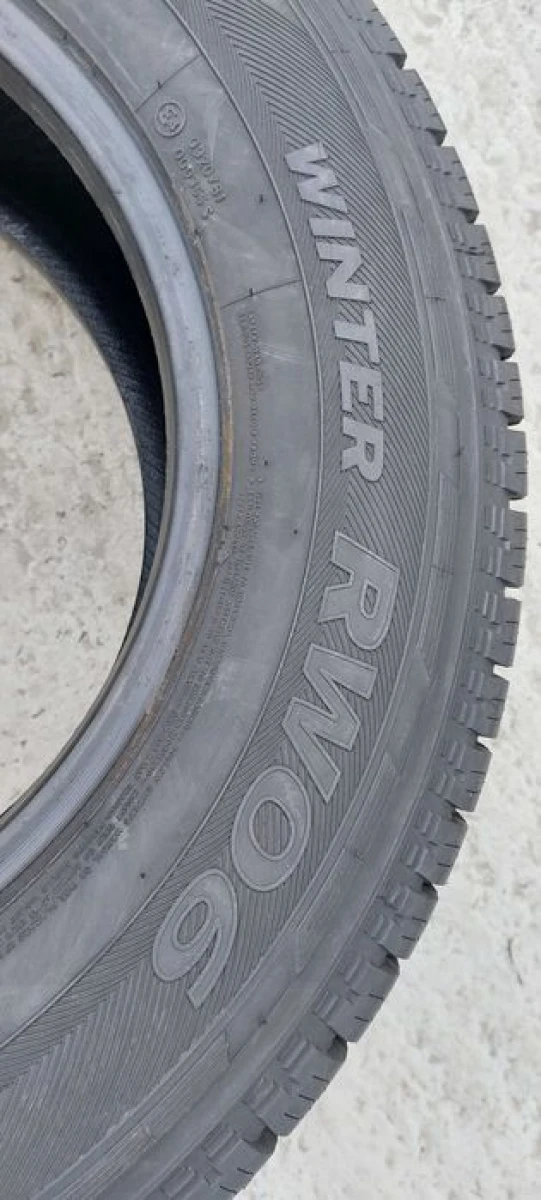 Резина зима 85%(8мм) протектор Hankook 235/65 R16C Winter RW06