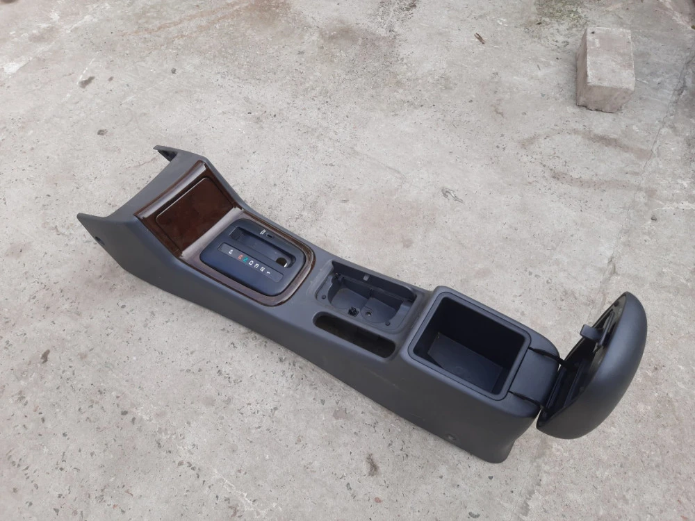 Консоль Подлокотник Daewoo Leganza