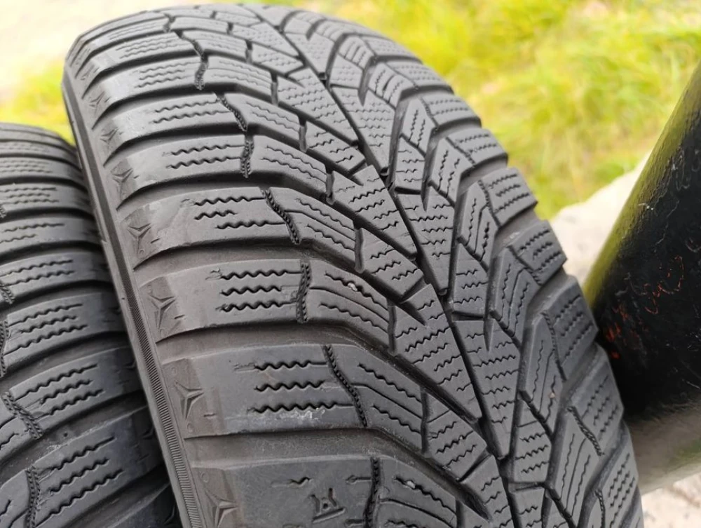 Зимові шини Kumho 195/65 R15 резина Р15