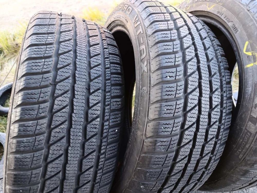 Зимові шини GT Radial 205/50 R17 резина Р17