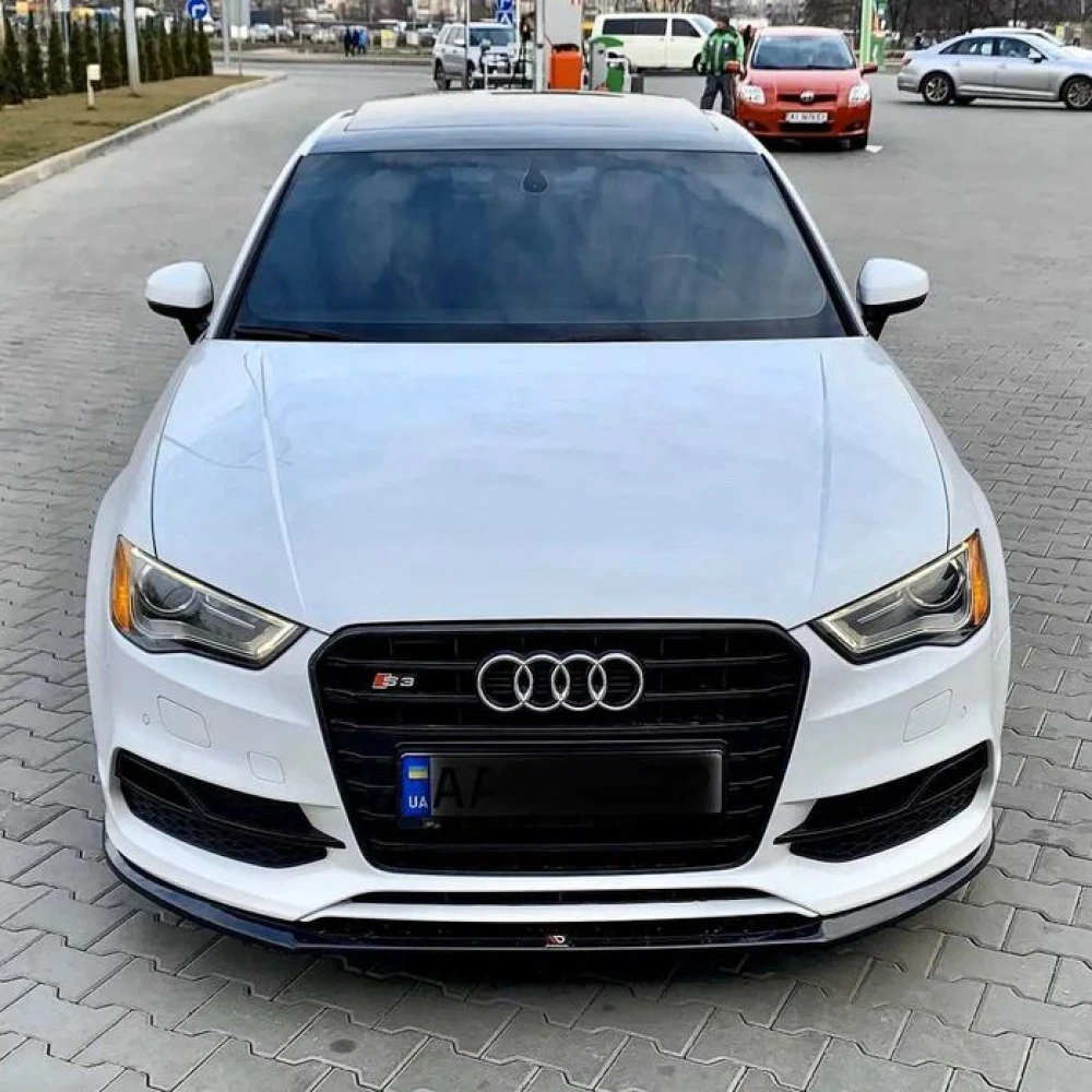 Решетка радиатора Audi A1 A3 A4 A5 A6 A7 A8 Q3 Q5 Q7 TT Ауді решітка