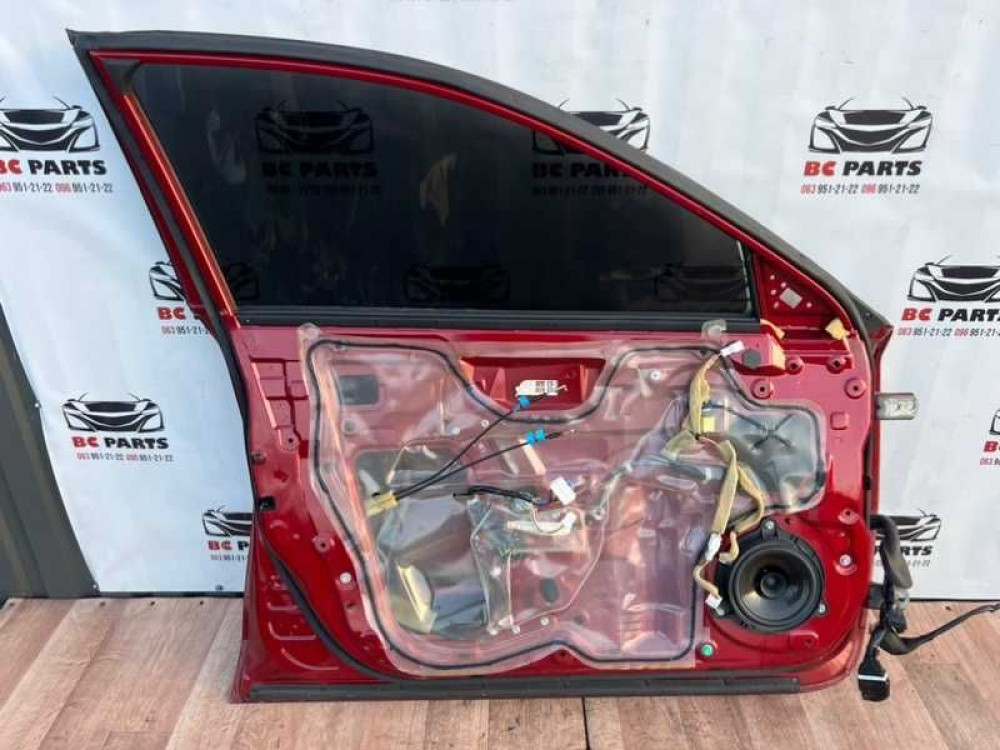 Дверь передняя левая Nissan Altima 2012-2018   801013TA0A