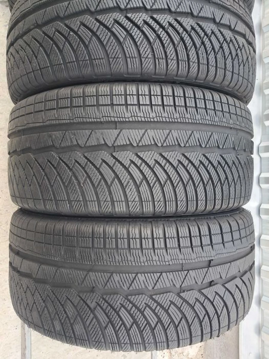 Резина зима 85% протектор Michelin 225/45 245/40 R18 Pilot Alpin PA4