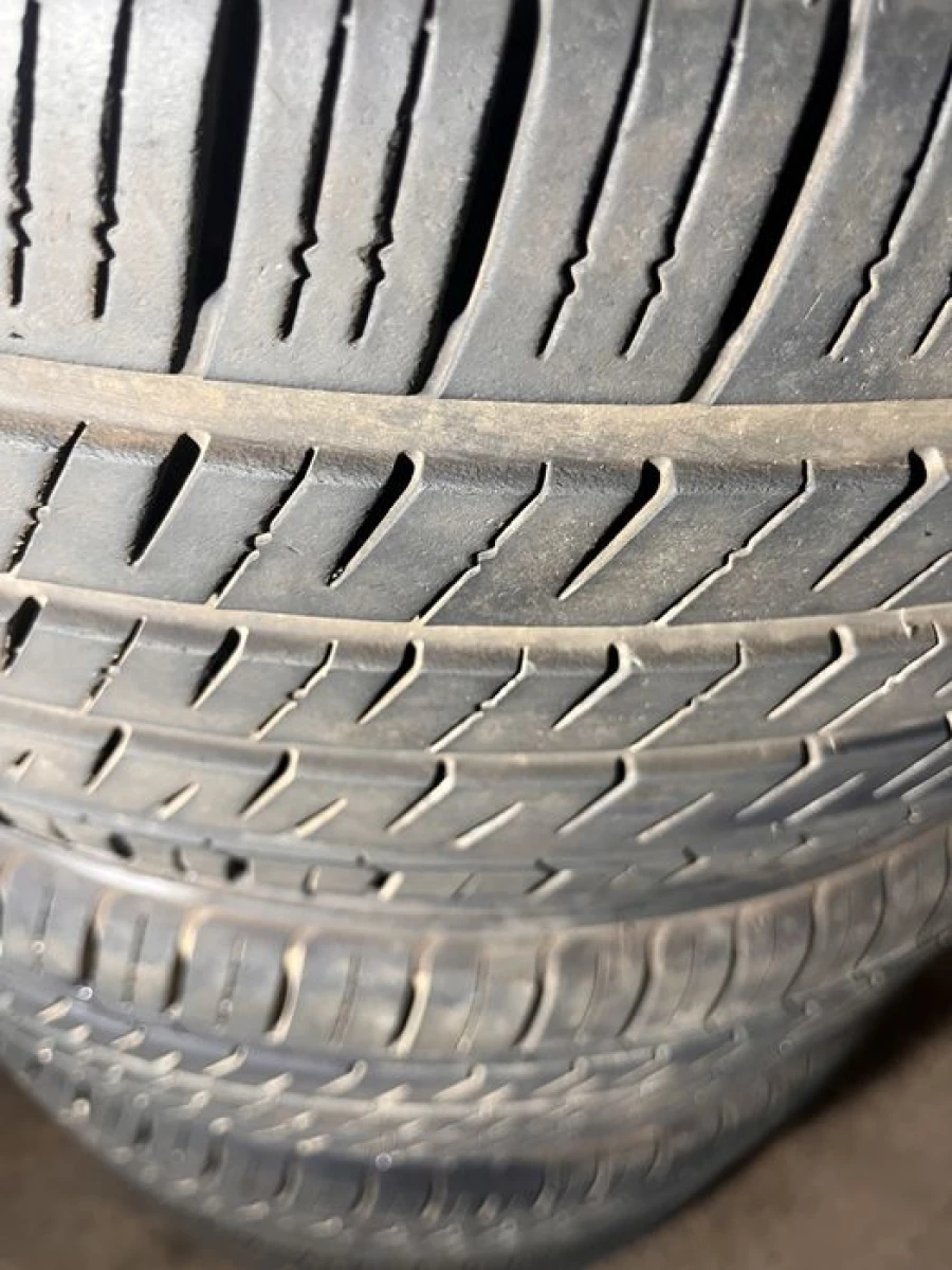 Резина 225 55 r18 2023 рік 7мм