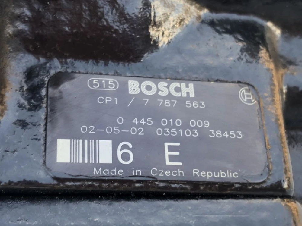 Топлевний Насос на БМВ Е39 М57 525 2.5 ТНВД 7787563