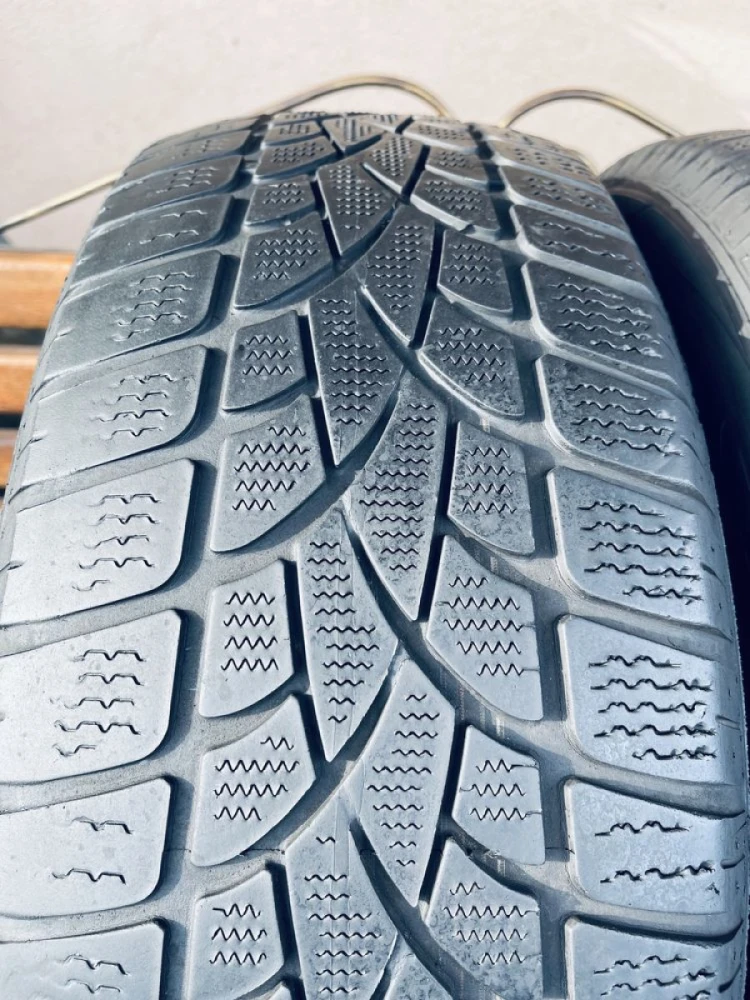 Пара шин 235/55 R18 Dunlop