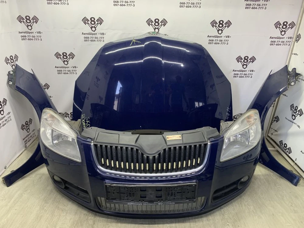 Skoda Roomster Fabia Румстер Фабія фара бампер крило капот радіатор